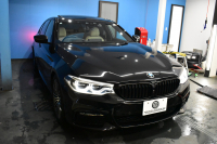 BMW 5シリーズ 523i Mｽﾎﾟｰﾂ ｻﾝﾙｰﾌ ｲﾉﾍﾞｰｼｮﾝ&ﾊｲﾗｲﾝP ｱﾀﾞﾌﾟﾃｨﾌﾞLEDﾍｯﾄﾞﾗｲﾄ 全席ﾋｰﾀｰ付白革 追従ACC HUD ｼﾞｪｽﾁｬｰC付ﾀｯﾁﾊﾟﾈﾙHDDﾅﾋﾞ全周囲ｶﾒﾗ ﾜｲﾔﾚｽ充電 車線変更&逸脱&歩行者警告 Pｱｼｽﾄ 液晶ﾒｰﾀｰ 19AW 2年保証