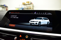 BMW 3シリーズ 330iﾂｰﾘﾝｸﾞ Mｽﾎﾟｰﾂ 高出力 ﾊｲﾗｲﾝ&ｺﾝﾌｫｰﾄP LEDﾍｯﾄﾞﾗｲﾄ ﾋｰﾀｰ付黒革 全周囲ｶﾒﾗ ACC Mｽﾎﾟｰﾂﾌﾞﾚｰｷ ﾀｯﾁﾊﾟﾈﾙﾅﾋﾞ ｱｯﾌﾟﾙｶｰﾌﾟﾚｲ 電動Rｹﾞｰﾄ ﾜｲﾔﾚｽ充電 18AW 2年保証