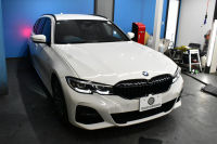 BMW 3シリーズ 330iﾂｰﾘﾝｸﾞ Mｽﾎﾟｰﾂ 高出力 ﾊｲﾗｲﾝ&ｺﾝﾌｫｰﾄP LEDﾍｯﾄﾞﾗｲﾄ ﾋｰﾀｰ付黒革 全周囲ｶﾒﾗ ACC Mｽﾎﾟｰﾂﾌﾞﾚｰｷ ﾀｯﾁﾊﾟﾈﾙﾅﾋﾞ ｱｯﾌﾟﾙｶｰﾌﾟﾚｲ 電動Rｹﾞｰﾄ ﾜｲﾔﾚｽ充電 18AW 2年保証