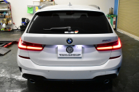 BMW 3シリーズ 320iﾂｰﾘﾝｸﾞ Mｽﾎﾟｰﾂ ﾊｲﾗｲﾝ&ｺﾝﾌｫｰﾄP LEDﾍｯﾄﾞﾗｲﾄ ﾋｰﾀｰ付黒革 全周囲ｶﾒﾗ ACC Mｽﾎﾟｰﾂﾌﾞﾚｰｷ ﾀｯﾁﾊﾟﾈﾙﾅﾋﾞ ﾗｲﾌﾞｺｸﾋﾟｯﾄ ｱｯﾌﾟﾙｶｰﾌﾟﾚｲ 電動Rｹﾞｰﾄ ﾜｲﾔﾚｽ充電 18AW 2年保証