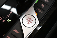 BMW 3シリーズ 320iﾂｰﾘﾝｸﾞ Mｽﾎﾟｰﾂ ﾊｲﾗｲﾝ&ｺﾝﾌｫｰﾄP LEDﾍｯﾄﾞﾗｲﾄ ﾋｰﾀｰ付黒革 全周囲ｶﾒﾗ ACC Mｽﾎﾟｰﾂﾌﾞﾚｰｷ ﾀｯﾁﾊﾟﾈﾙﾅﾋﾞ ﾗｲﾌﾞｺｸﾋﾟｯﾄ ｱｯﾌﾟﾙｶｰﾌﾟﾚｲ 電動Rｹﾞｰﾄ ﾜｲﾔﾚｽ充電 18AW 2年保証