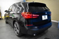 BMW X1 Xﾄﾞﾗｲﾌﾞ18d Mｽﾎﾟｰﾂ  4WD ﾊﾟﾉﾗﾏｻﾝﾙｰﾌ ﾋｰﾀｰ付黒革 ｱﾄﾞﾊﾞﾝｽﾄﾞｱｸﾃｨﾌﾞｾｰﾌﾃｨ&ｺﾝﾌｫｰﾄP 追従ACC HUD 19AW LEDﾍｯﾄﾞﾗｲﾄ ﾀｯﾁﾊﾟﾈﾙHDDﾅﾋﾞBｶﾒﾗ 前後PDC 衝突軽減B 車線逸脱&歩行者警告 電動Rｹﾞｰﾄ ｽﾏｰﾄｷｰ 2年保証