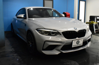 BMW Mシリーズ M2 ｺﾝﾍﾟﾃｨｼｮﾝ MDCT 7速DCT LCI後期  ﾊｰﾏﾝｶｰﾄﾞﾝ 社外ﾌﾙｾｸﾞTV 専用410馬力ｴﾝｼﾞﾝ LEDﾍｯﾄﾞﾗｲﾄ&ﾃｰﾙ ﾋｰﾀｰ付黒革 ﾀｯﾁﾊﾟﾈﾙHDDﾅﾋﾞBｶﾒﾗ 19AW 衝突軽減ﾌﾞﾚｰｷ 車線逸脱＆歩行者警告  Mｼｰﾄﾍﾞﾙﾄ ｶｰﾎﾞﾝｲﾝﾃﾘｱ 2年保証