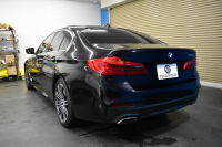 BMW 5シリーズ 540i Mｽﾎﾟｰﾂ ｻﾝﾙｰﾌ ｺﾝﾌｫｰﾄ&ﾊｲﾗｲﾝP 前席ｺﾝﾌｫｰﾄｼｰﾄ&ﾏｯｻｰｼﾞ&ﾍﾞﾝﾁﾚｰﾀｰ 全席ﾋｰﾀｰ付黒革 ﾊｰﾏﾝｶｰﾄﾞﾝ 4ｿﾞｰﾝAC 可変ｻｽ Mｽﾎﾟｰﾂﾌﾞﾚｰｷ LEDﾍｯﾄﾞﾗｲﾄ 液晶ﾒｰﾀｰ ACC LCW 全周囲ｶﾒﾗ  電動ﾄﾗﾝｸ 2年保証