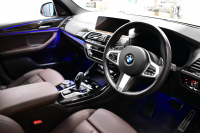 BMW X3 Xﾄﾞﾗｲﾌﾞ20d Mｽﾎﾟｰﾂ ｾﾚｸﾄ&ﾊｲﾗｲﾝP ﾊﾟﾉﾗﾏｻﾝR 型式変更後ﾓﾃﾞﾙ(UZ20) harman/kardon ﾗｲﾌﾞｺｯｸﾋﾟｯﾄ  20AW LEDﾍｯﾄﾞﾗｲﾄ ACC HUD 前席ﾍﾞﾝﾁﾚｰｼｮﾝ&全席ﾋｰﾀｰ付茶革 LCW ﾀｯﾁﾊﾟﾈﾙﾅﾋﾞ  電動Rｹﾞｰﾄ ﾜｲﾔﾚｽ充電  2年保証