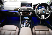 BMW X3 Xﾄﾞﾗｲﾌﾞ20d Mｽﾎﾟｰﾂ ｾﾚｸﾄ&ﾊｲﾗｲﾝP ﾊﾟﾉﾗﾏｻﾝR 型式変更後ﾓﾃﾞﾙ(UZ20) harman/kardon ﾗｲﾌﾞｺｯｸﾋﾟｯﾄ  20AW LEDﾍｯﾄﾞﾗｲﾄ ACC HUD 前席ﾍﾞﾝﾁﾚｰｼｮﾝ&全席ﾋｰﾀｰ付茶革 LCW ﾀｯﾁﾊﾟﾈﾙﾅﾋﾞ  電動Rｹﾞｰﾄ ﾜｲﾔﾚｽ充電  2年保証