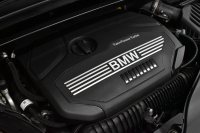 BMW X1 Xdrive25i  Mｽﾎﾟｰﾂ 後期LCI 高出力ｶﾞｿﾘﾝｴﾝｼﾞﾝ  ﾌｪｲｽﾘﾌﾄ後ﾓﾃﾞﾙ  1ｵｰﾅｰ 4WD 有償ｶﾗｰ「ﾐﾈﾗﾙﾎﾜｲﾄﾊﾟｰﾙ」 ﾊｲﾗｲﾝ&ｺﾝﾌｫｰﾄP 追従ACC HUD ﾋｰﾀｰ付電動黒革 ﾀｯﾁﾊﾟﾈﾙHDDﾅﾋﾞBｶﾒﾗ Pｱｼｽﾄ 衝突軽減B 車線逸脱&歩行者警告 電動Rｹﾞｰﾄ 18AW 2年保証
