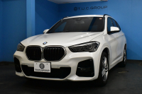 BMW X1 Xdrive25i  Mｽﾎﾟｰﾂ 後期LCI 高出力ｶﾞｿﾘﾝｴﾝｼﾞﾝ  ﾌｪｲｽﾘﾌﾄ後ﾓﾃﾞﾙ  1ｵｰﾅｰ 4WD 有償ｶﾗｰ「ﾐﾈﾗﾙﾎﾜｲﾄﾊﾟｰﾙ」 ﾊｲﾗｲﾝ&ｺﾝﾌｫｰﾄP 追従ACC HUD ﾋｰﾀｰ付電動黒革 ﾀｯﾁﾊﾟﾈﾙHDDﾅﾋﾞBｶﾒﾗ Pｱｼｽﾄ 衝突軽減B 車線逸脱&歩行者警告 電動Rｹﾞｰﾄ 18AW 2年保証