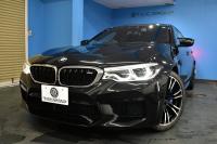 BMW Mシリーズ M5 V8ﾂｲﾝﾀｰﾎﾞ600馬力 MxDrive Bowers&Wilkins ｺﾝﾌｫｰﾄ&MﾄﾞﾗｲﾊﾞｰｽﾞP 全席ﾋｰﾀｰ&前席ﾍﾞﾝﾁﾚｰｼｮﾝ&ﾏｯｻｰｼﾞ付黒ﾒﾘﾉ革 ｽﾃｱﾘﾝｸﾞﾋｰﾀｰ ｱﾝﾋﾞｴﾝﾄｴｱP  追従ACC LCW LEDﾍｯﾄﾞﾗｲﾄ HUD 液晶ﾒｰﾀｰ 3Dﾋﾞｭｰ 20AW ｿﾌﾄｸﾛｰｽﾞﾄﾞｱ 2年保証