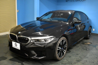 BMW Mシリーズ M5 V8ﾂｲﾝﾀｰﾎﾞ600馬力 MxDrive Bowers&Wilkins ｺﾝﾌｫｰﾄ&MﾄﾞﾗｲﾊﾞｰｽﾞP 全席ﾋｰﾀｰ&前席ﾍﾞﾝﾁﾚｰｼｮﾝ&ﾏｯｻｰｼﾞ付黒ﾒﾘﾉ革 ｽﾃｱﾘﾝｸﾞﾋｰﾀｰ ｱﾝﾋﾞｴﾝﾄｴｱP  追従ACC LCW LEDﾍｯﾄﾞﾗｲﾄ HUD 液晶ﾒｰﾀｰ 3Dﾋﾞｭｰ 20AW ｿﾌﾄｸﾛｰｽﾞﾄﾞｱ 2年保証