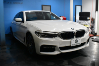 BMW 5シリーズ 523d Mｽﾎﾟｰﾂ ﾊｲﾗｲﾝP 全席ﾋｰﾀｰ付黒革 HUD LEDﾍｯﾄﾞﾗｲﾄ 追従ACC ｿﾌﾄｸﾛｰｽﾞﾄﾞｱ 液晶ﾒｰﾀｰ ｼﾞｪｽﾁｬ-C付ﾀｯﾁﾊﾟﾈﾙ対応iﾄﾞﾗｲﾌﾞHDDﾅﾋﾞﾌﾙｾｸﾞ 全周囲ｶﾒﾗ3Dﾋﾞｭｰ 車線変更&逸脱警告 衝突軽減ﾌﾞﾚｰｷ 電動ﾄﾗﾝｸ 2年保証