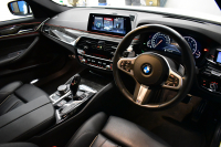 BMW 5シリーズ 530i Mｽﾎﾟｰﾂ ｲﾉﾍﾞｰｼｮﾝ＆ﾊｲﾗｲﾝP 高出力ﾓﾃﾞﾙ  型式変更後(JR20) 全席ﾋｰﾀｰ付黒革 LEDﾍｯﾄﾞﾗｲﾄ 追従ACC  HUD Mｽﾎﾟｰﾂﾌﾞﾚｰｷ 19AW 全面液晶ﾒｰﾀｰ LCW ｼﾞｪｽﾁｬｰC付ﾀｯﾁﾊﾟﾈﾙ対応iﾄﾞﾗｲﾌﾞﾅﾋﾞﾌﾙｾｸﾞ全周囲ｶﾒﾗ Pｱｼｽﾄ ﾜｲﾔﾚｽ充電 電動ﾄﾗﾝｸ 2年保証