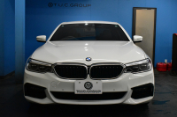 BMW 5シリーズ 530i Mｽﾎﾟｰﾂ ｲﾉﾍﾞｰｼｮﾝ＆ﾊｲﾗｲﾝP 高出力ﾓﾃﾞﾙ  型式変更後(JR20) 全席ﾋｰﾀｰ付黒革 LEDﾍｯﾄﾞﾗｲﾄ 追従ACC  HUD Mｽﾎﾟｰﾂﾌﾞﾚｰｷ 19AW 全面液晶ﾒｰﾀｰ LCW ｼﾞｪｽﾁｬｰC付ﾀｯﾁﾊﾟﾈﾙ対応iﾄﾞﾗｲﾌﾞﾅﾋﾞﾌﾙｾｸﾞ全周囲ｶﾒﾗ Pｱｼｽﾄ ﾜｲﾔﾚｽ充電 電動ﾄﾗﾝｸ 2年保証