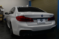 BMW 5シリーズ 530i Mｽﾎﾟｰﾂ ｲﾉﾍﾞｰｼｮﾝ＆ﾊｲﾗｲﾝP 高出力ﾓﾃﾞﾙ  型式変更後(JR20) 全席ﾋｰﾀｰ付黒革 LEDﾍｯﾄﾞﾗｲﾄ 追従ACC  HUD Mｽﾎﾟｰﾂﾌﾞﾚｰｷ 19AW 全面液晶ﾒｰﾀｰ LCW ｼﾞｪｽﾁｬｰC付ﾀｯﾁﾊﾟﾈﾙ対応iﾄﾞﾗｲﾌﾞﾅﾋﾞﾌﾙｾｸﾞ全周囲ｶﾒﾗ Pｱｼｽﾄ ﾜｲﾔﾚｽ充電 電動ﾄﾗﾝｸ 2年保証