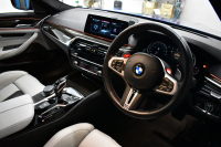 BMW Mシリーズ M5 V8ﾂｲﾝﾀｰﾎﾞ600馬力 MxDrive 令和8年5月ﾘﾁｳﾑｲｵﾝﾊﾞｯﾃﾘｰ交換済 ｺﾝﾌｫｰﾄP 全席ﾋｰﾀｰ&前席ﾍﾞﾝﾁﾚｰｼｮﾝ&ﾏｯｻｰｼﾞ付ｼﾙﾊﾞｰｽﾄｰﾝﾒﾘﾉ革 ｽﾃｱﾘﾝｸﾞﾋｰﾀｰ ｱﾝﾋﾞｴﾝﾄｴｱP  追従ACC LCW LED HUD 液晶ﾒｰﾀｰ 3Dﾋﾞｭｰ 20AW ｿﾌﾄｸﾛｰｽﾞﾄﾞｱ 2年保証
