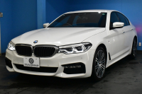 BMW 5シリーズ 530i Mｽﾎﾟｰﾂ ﾊｲﾗｲﾝP 高出力ﾓﾃﾞﾙ 1ｵｰﾅｰ 全席ﾋｰﾀｰ付黒革 LEDﾍｯﾄﾞﾗｲﾄ 追従ACC  Mｽﾎﾟｰﾂﾌﾞﾚｰｷ 19AW 液晶ﾒｰﾀｰ 車線変更警告 ﾀｯﾁﾊﾟﾈﾙ対応iﾄﾞﾗｲﾌﾞﾅﾋﾞﾌﾙｾｸﾞ全周囲ｶﾒﾗ Pｱｼｽﾄ 電動ﾄﾗﾝｸ 2年保証