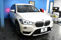 BMW X1 Xﾄﾞﾗｲﾌﾞ18d xﾗｲﾝ 中期ﾓﾃﾞﾙ 4WD ﾋｰﾀｰ付茶革 ｱﾄﾞﾊﾞﾝｽﾄﾞｱｸﾃｨﾌﾞｾｰﾌﾃｨ&ｺﾝﾌｫｰﾄ&ﾊｲﾗｲﾝP 追従ACC HUD 19AW NEWﾃﾞｻﾞｲﾝﾒｰﾀｰ LEDﾍｯﾄﾞﾗｲﾄ ﾀｯﾁﾊﾟﾈﾙHDDﾅﾋﾞBｶﾒﾗ 前後PDC  衝突軽減B 車線逸脱&歩行者警告 電動Rｹﾞｰﾄ ｽﾏｰﾄｷｰ 2年保証