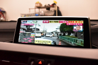 BMW X2 M35i 4WD ｾﾚｸﾄ&ｱﾄﾞﾊﾞﾝｽﾄﾞｱｸﾃｨﾌﾞｾｰﾌﾃｨ-&ｺﾝﾌｫｰﾄP ﾊﾟﾉﾗﾏｻﾝﾙｰﾌ ﾋｰﾀｰ付電動黒革 3DﾃﾞｻﾞｲﾝFﾘｯﾌﾟ 20AW LEDﾍｯﾄﾞﾗｲﾄ 追従ACC HUD ﾀｯﾁﾊﾟﾈﾙﾅﾋﾞBｶﾒﾗ ｶｰﾎﾞﾝ調ﾄﾗﾝｸ&ﾘｱｽﾎﾟｲﾗｰ 衝突軽減B 車線逸脱&歩行者警告 電動Rｹﾞｰﾄ 2年保証