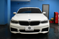 BMW 6シリーズ 630iｸﾞﾗﾝﾂｰﾘｽﾓ Mｽﾎﾟｰﾂ ﾊﾟﾉﾗﾏｻﾝR ｲﾉﾍﾞｰｼｮﾝ&ｺﾝﾌｫｰﾄP 前席ﾏｯｻｰｼﾞ&ﾍﾞﾝﾁ&全席ﾋｰﾀｰ付黒革 ﾊｰﾏﾝｶｰﾄﾞﾝ 4ｿﾞｰﾝAC LEDﾍｯﾄﾞﾗｲﾄ 追従ACC HUD ｿﾌﾄｸﾛｰｽﾞﾄﾞｱ 衝突軽減B 車線変更&逸脱&歩行者警告 全周囲ｶﾒﾗ3Dﾋﾞｭｰ 電動Rｹﾞｰﾄ 2年保証