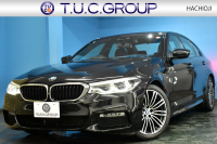BMW 5シリーズ 523d Mｽﾎﾟｰﾂ ﾃﾞﾋﾞｭｰ&ﾊｲﾗｲﾝP 全席ﾋｰﾀｰ付黒革 HUD LEDﾍｯﾄﾞﾗｲﾄ 追従ACC ｿﾌﾄｸﾛｰｽﾞﾄﾞｱ 液晶ﾒｰﾀｰ ｼﾞｪｽﾁｬ-C付ﾀｯﾁﾊﾟﾈﾙ対応iﾄﾞﾗｲﾌﾞHDDﾅﾋﾞﾌﾙｾｸﾞ 全周囲ｶﾒﾗ3Dﾋﾞｭｰ 車線変更&逸脱警告 衝突軽減ﾌﾞﾚｰｷ 電動ﾄﾗﾝｸ 2年保証