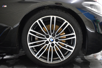 BMW 5シリーズ 523d Mｽﾎﾟｰﾂ ﾃﾞﾋﾞｭｰ&ﾊｲﾗｲﾝP 全席ﾋｰﾀｰ付黒革 HUD LEDﾍｯﾄﾞﾗｲﾄ 追従ACC ｿﾌﾄｸﾛｰｽﾞﾄﾞｱ 液晶ﾒｰﾀｰ ｼﾞｪｽﾁｬ-C付ﾀｯﾁﾊﾟﾈﾙ対応iﾄﾞﾗｲﾌﾞHDDﾅﾋﾞﾌﾙｾｸﾞ 全周囲ｶﾒﾗ3Dﾋﾞｭｰ 車線変更&逸脱警告 衝突軽減ﾌﾞﾚｰｷ 電動ﾄﾗﾝｸ 2年保証
