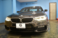 BMW 5シリーズ 523d Mｽﾎﾟｰﾂ ﾃﾞﾋﾞｭｰ&ﾊｲﾗｲﾝP 全席ﾋｰﾀｰ付黒革 HUD LEDﾍｯﾄﾞﾗｲﾄ 追従ACC ｿﾌﾄｸﾛｰｽﾞﾄﾞｱ 液晶ﾒｰﾀｰ ｼﾞｪｽﾁｬ-C付ﾀｯﾁﾊﾟﾈﾙ対応iﾄﾞﾗｲﾌﾞHDDﾅﾋﾞﾌﾙｾｸﾞ 全周囲ｶﾒﾗ3Dﾋﾞｭｰ 車線変更&逸脱警告 衝突軽減ﾌﾞﾚｰｷ 電動ﾄﾗﾝｸ 2年保証