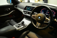 BMW 3シリーズ M340i Xﾄﾞﾗｲﾌﾞ 1ｵｰﾅｰ ﾋｰﾀｰ付黒革Mｽﾎﾟｰﾂｼｰﾄ MﾊﾟﾌｫｰﾏﾝｽFｽﾎﾟｲﾗｰ&ｻｲﾄﾞｽｶｰﾄ&ﾃﾞｨﾌｭｰｻﾞｰ&Rｽﾎﾟｲﾗｰ&ﾐﾗｰ  ACC HUD ﾚｰｻﾞｰLED 可変Mｻｽ 19AW Mｽﾎﾟｰﾂﾌﾞﾚｰｷ&ﾃﾞﾌ Pｱｼｽﾄ＋ ｼﾞｪｽﾁｬｰC 全周囲ｶﾒﾗ ﾊｰﾏﾝｶｰﾄﾞﾝ 電動ﾄﾗﾝｸ 2年保証