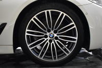 BMW 5シリーズ 523i Mｽﾎﾟｰﾂ ﾊｲﾗｲﾝP ｱﾀﾞﾌﾟﾃｨﾌﾞLEDﾍｯﾄﾞﾗｲﾄ 全席ﾋｰﾀｰ付黒革 追従ACC HUD ｼﾞｪｽﾁｬｰC付ﾀｯﾁﾊﾟﾈﾙHDDﾅﾋﾞ全周囲ｶﾒﾗ ﾜｲﾔﾚｽ充電 車線変更&逸脱&歩行者警告 Pｱｼｽﾄ 液晶ﾒｰﾀｰ 19AW 2年保証