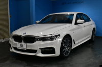 BMW 5シリーズ 523i Mｽﾎﾟｰﾂ ﾊｲﾗｲﾝP ｱﾀﾞﾌﾟﾃｨﾌﾞLEDﾍｯﾄﾞﾗｲﾄ 全席ﾋｰﾀｰ付黒革 追従ACC HUD ｼﾞｪｽﾁｬｰC付ﾀｯﾁﾊﾟﾈﾙHDDﾅﾋﾞ全周囲ｶﾒﾗ ﾜｲﾔﾚｽ充電 車線変更&逸脱&歩行者警告 Pｱｼｽﾄ 液晶ﾒｰﾀｰ 19AW 2年保証