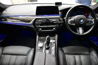 BMW 5シリーズ 540i Xﾄﾞﾗｲﾌﾞ Mｽﾎﾟｰﾂ 4WD ｺﾝﾌｫｰﾄ&ﾊｲﾗｲﾝP ｻﾝﾙｰﾌ 前席ｺﾝﾌｫｰﾄｼｰﾄ 前席ﾏｯｻｰｼﾞ&ﾍﾞﾝﾁﾚｰﾀｰ 全席ﾋｰﾀｰ付黒革 CPMｽﾄﾗｯﾄﾌﾞﾚｰｽ&ﾛｱﾚｲﾝﾌｫｰｽ 可変ｻｽ Mｽﾎﾟｰﾂﾌﾞﾚｰｷ LEDﾍｯﾄﾞﾗｲﾄ ACC HUD LCW  4ｿﾞｰﾝAC 全周囲ｶﾒﾗ  電動ﾄﾗﾝｸ 2年保証