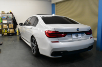 BMW 7シリーズ 740i Mｽﾎﾟｰﾂ ﾘｱｺﾝﾌｫｰﾄP 後席ﾓﾆﾀｰ ｻﾝR 3Dﾃﾞｻﾞｲﾝ製Fﾘｯﾌﾟ ｱﾙﾋﾟﾅﾒｰﾀｰ BMWﾚｰｻﾞｰLED 前席ﾏｯｻｰｼﾞ 全席ﾋｰﾀｰ&ﾍﾞﾝﾁﾚｰｼｮﾝ茶革 ACC HUD ﾊｰﾏﾝｶｰﾄﾞﾝ ｼﾞｪｽﾁｬｰCﾀｯﾁﾊﾟﾈﾙﾅﾋﾞ 液晶ﾒｰﾀｰ 20AW ﾃﾞｨｽﾌﾟﾚｲｷｰ 2年保証