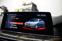 BMW 5シリーズ 523i Mｽﾎﾟｰﾂ ﾊｲﾗｲﾝP 全席ﾋｰﾀｰ付黒革 追従ACC HUD LEDﾍｯﾄﾞﾗｲﾄ  ｼﾞｪｽﾁｬｰC付ﾀｯﾁﾊﾟﾈﾙHDDﾅﾋﾞ全周囲ｶﾒﾗ ﾜｲﾔﾚｽ充電 車線変更&逸脱&歩行者警告 Pｱｼｽﾄ 液晶ﾒｰﾀｰ 19AW 2年保証
