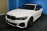 BMW 3シリーズ 320d Xﾄﾞﾗｲﾌﾞ ﾂｰﾘﾝｸﾞ Mｽﾎﾟｰﾂ 4WD ﾋｰﾀｰ付Mｽﾎﾟｰﾂﾌﾞﾗｯｸﾚｻﾞｰｼｰﾄ ﾊﾟﾉﾗﾏｻﾝR ｲﾉﾍﾞｰｼｮﾝ&ﾌｧｽﾄﾄﾗｯｸ&MｽﾎﾟｰﾂｼｰﾄP 社外ﾌﾙｾｸﾞ ﾚｰｻﾞｰLED Mｽﾎﾟｰﾂﾌﾞﾚｰｷ 可変Mｻｽ 19AW ACC HUD ﾀｯﾁﾊﾟﾈﾙﾅﾋﾞ ﾗｲﾌﾞｺｯｸﾋﾟｯﾄ 2年保証