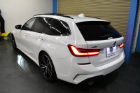 BMW 3シリーズ 320d Xﾄﾞﾗｲﾌﾞ ﾂｰﾘﾝｸﾞ Mｽﾎﾟｰﾂ 4WD ﾋｰﾀｰ付Mｽﾎﾟｰﾂﾌﾞﾗｯｸﾚｻﾞｰｼｰﾄ ﾊﾟﾉﾗﾏｻﾝR ｲﾉﾍﾞｰｼｮﾝ&ﾌｧｽﾄﾄﾗｯｸ&MｽﾎﾟｰﾂｼｰﾄP 社外ﾌﾙｾｸﾞ ﾚｰｻﾞｰLED Mｽﾎﾟｰﾂﾌﾞﾚｰｷ 可変Mｻｽ 19AW ACC HUD ﾀｯﾁﾊﾟﾈﾙﾅﾋﾞ ﾗｲﾌﾞｺｯｸﾋﾟｯﾄ 2年保証