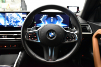 BMW 2シリーズ M240iXﾄﾞﾗｲﾌﾞ ｸｰﾍﾟ 新車保証R8年8月迄 4WD MｽﾎﾟｰﾂｼｰﾄP ｶｰﾌﾞﾄﾞﾃﾞｨｽﾌﾟﾚｲ ﾋｰﾀｰ付茶革Mｽﾎﾟｰﾂｼｰﾄ Mｽﾎﾟｰﾂﾌﾞﾚｰｷ Mｽﾎﾟｰﾂﾃﾞﾌ 19AW ACC HUD BMWﾗｲﾌﾞｺｯｸﾋﾟｯﾄ ﾅﾋﾞ全周囲ｶﾒﾗ3Dﾋﾞｭｰ ｱｯﾌﾟﾙｶｰﾌﾟﾚｲ LEDﾍｯﾄﾞﾗｲﾄ 2年保証