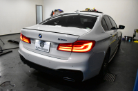 BMW 5シリーズ 530i Mｽﾎﾟｰﾂ 型式変更後モデル「JR20」ｾﾚｸﾄ&ﾊｲﾗｲﾝP ｻﾝﾙｰﾌ  全席ﾋｰﾀｰ付黒革 追従ACC HUD ﾊｰﾏﾝｶｰﾄﾞﾝ 4ｿﾞｰﾝAC 全面液晶ﾒｰﾀｰ LEDﾍｯﾄﾞﾗｲﾄ ﾀｯﾁﾊﾟﾈﾙHDDﾅﾋﾞ 全周囲ｶﾒﾗ3Dﾋﾞｭｰ Pｱｼｽﾄ 全面液晶ﾒｰﾀｰ 19AW Mﾊﾟﾌｫｰﾏﾝｽﾊﾟｰﾂ 電動ﾄﾗﾝｸ 2年保証