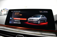 BMW 5シリーズ 530i Mｽﾎﾟｰﾂ 型式変更後モデル「JR20」ｾﾚｸﾄ&ﾊｲﾗｲﾝP ｻﾝﾙｰﾌ  全席ﾋｰﾀｰ付黒革 追従ACC HUD ﾊｰﾏﾝｶｰﾄﾞﾝ 4ｿﾞｰﾝAC 全面液晶ﾒｰﾀｰ LEDﾍｯﾄﾞﾗｲﾄ ﾀｯﾁﾊﾟﾈﾙHDDﾅﾋﾞ 全周囲ｶﾒﾗ3Dﾋﾞｭｰ Pｱｼｽﾄ 全面液晶ﾒｰﾀｰ 19AW Mﾊﾟﾌｫｰﾏﾝｽﾊﾟｰﾂ 電動ﾄﾗﾝｸ 2年保証