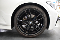 BMW 3シリーズ 320d Xﾄﾞﾗｲﾌﾞ Mｽﾎﾟｰﾂ ｴﾃﾞｨｼｮﾝｻﾝﾗｲｽﾞ 4WD 200台限定 ﾚｰｻﾞｰLEDﾗｲﾄ ﾋｰﾀｰ付黒革 追従ACC LCW 19AW 可変Mｻｽ Mﾘｱｽﾎﾟｲﾗｰ ﾗｲﾌﾞｺｯｸﾋﾟｯﾄﾀｯﾁﾊﾟﾈﾙﾅﾋﾞ ｱｯﾌﾟﾙｶｰﾌﾟﾚｲ ﾜｲﾔﾚｽ充電 2年保証