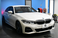 BMW 3シリーズ 330i Mｽﾎﾟｰﾂ 高出力ﾓﾃﾞﾙ ﾌｧｽﾄﾄﾗｯｸ&ｺﾝﾌｫｰﾄ&ﾊｲﾗｲﾝP ﾋｰﾀｰ付黒革 可変Mｻｽ 19AW 全周囲ｶﾒﾗ3ﾋﾞｭｰ ACC LCW Mｽﾎﾟｰﾂﾃﾞﾌ&ﾌﾞﾚｰｷ ﾗｲﾌﾞｺｯｸﾋﾟｯﾄ ｱｯﾌﾟﾙｶｰﾌﾟﾚｲ ｳｯﾄﾞｲﾝﾃﾘｱ 電動ﾄﾗﾝｸ ﾜｲﾔﾚｽ充電 2年保証