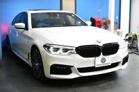 BMW 5シリーズ 540i Xﾄﾞﾗｲﾌﾞ Mｽﾎﾟｰﾂ 4WD ｾﾚｸﾄ&ｺﾝﾌｫｰﾄ&ﾊｲﾗｲﾝP ｻﾝﾙｰﾌ 前席ﾏｯｻｰｼﾞ&ﾍﾞﾝﾁﾚｰﾀｰ&全席ﾋｰﾀｰ付黒革 Mﾊﾟﾌｫｰﾏﾝｽﾊﾟﾜｰ&ｻｳﾝﾄﾞｷｯﾄ&ｽﾎﾟｰﾂﾏﾌﾗｰ 4ｿﾞｰﾝAC ﾊｰﾏﾝｶｰﾄﾞﾝ CPMｽﾄﾗｯﾄﾌﾞﾚｰｽ&ﾛｱﾚｲﾝﾌｫｰｽ individual20AW KW車高調 2年保証