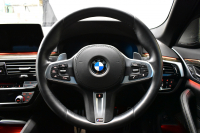 BMW 5シリーズ 540i Xﾄﾞﾗｲﾌﾞ Mｽﾎﾟｰﾂ 4WD ｾﾚｸﾄ&ｺﾝﾌｫｰﾄ&ﾊｲﾗｲﾝP ｻﾝﾙｰﾌ 前席ﾏｯｻｰｼﾞ&ﾍﾞﾝﾁﾚｰﾀｰ&全席ﾋｰﾀｰ付黒革 Mﾊﾟﾌｫｰﾏﾝｽﾊﾟﾜｰ&ｻｳﾝﾄﾞｷｯﾄ&ｽﾎﾟｰﾂﾏﾌﾗｰ 4ｿﾞｰﾝAC ﾊｰﾏﾝｶｰﾄﾞﾝ CPMｽﾄﾗｯﾄﾌﾞﾚｰｽ&ﾛｱﾚｲﾝﾌｫｰｽ individual20AW KW車高調 2年保証