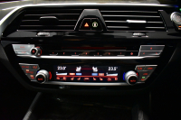 BMW 5シリーズ 540i Xﾄﾞﾗｲﾌﾞ Mｽﾎﾟｰﾂ 4WD ｾﾚｸﾄ&ｺﾝﾌｫｰﾄ&ﾊｲﾗｲﾝP ｻﾝﾙｰﾌ 前席ﾏｯｻｰｼﾞ&ﾍﾞﾝﾁﾚｰﾀｰ&全席ﾋｰﾀｰ付黒革 Mﾊﾟﾌｫｰﾏﾝｽﾊﾟﾜｰ&ｻｳﾝﾄﾞｷｯﾄ&ｽﾎﾟｰﾂﾏﾌﾗｰ 4ｿﾞｰﾝAC ﾊｰﾏﾝｶｰﾄﾞﾝ CPMｽﾄﾗｯﾄﾌﾞﾚｰｽ&ﾛｱﾚｲﾝﾌｫｰｽ individual20AW KW車高調 2年保証