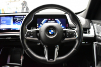 BMW X1 Xﾄﾞﾗｲﾌﾞ20d Mｽﾎﾟｰﾂ ﾏｲﾙﾄﾞﾊｲﾌﾞﾘｯﾄﾞ 7速DCT 4WD 1ｵｰﾅｰ ﾊｲﾗｲﾝ&ﾃｸﾉﾛｼﾞｰP ﾋｰﾀｰ付電動黒革ｱｸﾃｨﾌﾞｼｰﾄ(運転席:ﾏｯｻｰｼﾞ&ﾗﾝﾊﾞｰ) ｶｰﾌﾞﾄﾞﾃﾞｨｽﾌﾟﾚｲ ﾗｲﾌﾞｺｯｸﾋﾟｯﾄ ﾊｰﾏﾝｶｰﾄﾞﾝ ｽﾃｱﾘﾝｸﾞﾋｰﾀｰ ACC HUD 可変Mｻｽ 18AW 2年保証