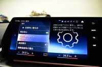 BMW X1 Xﾄﾞﾗｲﾌﾞ20d Mｽﾎﾟｰﾂ ﾏｲﾙﾄﾞﾊｲﾌﾞﾘｯﾄﾞ 7速DCT 4WD 1ｵｰﾅｰ ﾊｲﾗｲﾝ&ﾃｸﾉﾛｼﾞｰP ﾋｰﾀｰ付電動黒革ｱｸﾃｨﾌﾞｼｰﾄ(運転席:ﾏｯｻｰｼﾞ&ﾗﾝﾊﾞｰ) ｶｰﾌﾞﾄﾞﾃﾞｨｽﾌﾟﾚｲ ﾗｲﾌﾞｺｯｸﾋﾟｯﾄ ﾊｰﾏﾝｶｰﾄﾞﾝ ｽﾃｱﾘﾝｸﾞﾋｰﾀｰ ACC HUD 可変Mｻｽ 18AW 2年保証