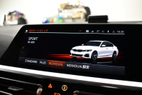 BMW 3シリーズ 330i Mｽﾎﾟｰﾂ 高出力ﾓﾃﾞﾙ  1ｵｰﾅｰ ｲﾉﾍﾞｰｼｮﾝ&ﾊｲﾗｲﾝ&ｺﾝﾌｫｰﾄP ﾋｰﾀｰ付黒革 ﾚｰｻﾞｰLED 全周囲ｶﾒﾗ3ﾋﾞｭｰ ACC HUD LCW Mｽﾎﾟｰﾂﾌﾞﾚｰｷ ﾗｲﾌﾞｺｯｸﾋﾟｯﾄ ｼﾞｪｽﾁｬｰC付ﾀｯﾁﾊﾟﾈﾙﾅﾋﾞ ｱｯﾌﾟﾙｶｰﾌﾟﾚｲ 電動ﾄﾗﾝｸ ﾜｲﾔﾚｽ充電 2年保証