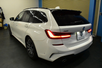 BMW 3シリーズ 320d Xﾄﾞﾗｲﾌﾞ ﾂｰﾘﾝｸﾞ Mｽﾎﾟｰﾂ 4WD ｲﾉﾍﾞｰｼｮﾝ&ﾊｲﾗｲﾝ&ｻｳﾝﾄﾞP ﾋｰﾀｰ付黒革 ﾚｰｻﾞｰLED ﾊｰﾏﾝｶｰﾄﾞﾝ ACC HUD ｼﾞｪｽﾁｬｰC付ﾀｯﾁﾊﾟﾈﾙﾅﾋﾞ ﾗｲﾌﾞｺｯｸﾋﾟｯﾄ 全周囲ｶﾒﾗ ｱｯﾌﾟﾙｶｰﾌﾟﾚｲ ﾌﾙｾｸﾞ ｳｯﾄﾞｲﾝﾃﾘｱ  2年保証