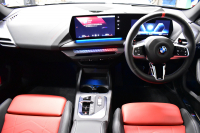 BMW 2シリーズ M235 Xﾄﾞﾗｲﾌﾞ ｸﾞﾗﾝｸｰﾍﾟ 新車保証R11.3月迄 7速DCT 1ｵｰﾅｰ individualｶﾗｰ｢ﾀﾝｻﾞﾅｲﾄﾌﾞﾙｰ｣  ﾃｸﾉﾛｼﾞｰP 可変Mｻｽ ｱｲｺﾆｯｸｸﾞﾛｰ ﾋｰﾀｰ付赤革Mｽﾎﾟｰﾂｼｰﾄ  Mｽﾎﾟｰﾂﾌﾞﾚｰｷ HUD ACC Pｱｼｽﾄ+ ﾗｲﾌﾞｺｯｸﾋﾟｯﾄﾌﾟﾛ  ｲﾝﾃﾘｱｶﾒﾗ 2年保証
