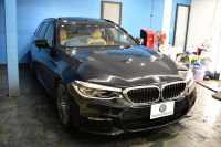 BMW 5シリーズ 523iﾂｰﾘﾝｸﾞ Mｽﾎﾟｰﾂ ﾊﾟﾉﾗﾏｻﾝﾙｰﾌ ﾊｲﾗｲﾝP 全席ﾋｰﾀｰ付ｷｬﾝﾍﾞﾗﾍﾞｰｼﾞｭﾚｻﾞｰ  追従ACC ｱﾀﾞﾌﾟﾃｨﾌﾞLEDﾍｯﾄﾞﾗｲﾄ ﾀｯﾁﾊﾟﾈﾙHDDﾅﾋﾞ 全周囲ｶﾒﾗ3Dﾋﾞｭｰ Pｱｼｽﾄ 衝突軽減ﾌﾞﾚｰｷ 車線変更&逸脱&歩行者警告 液晶ﾒｰﾀｰ  19AW 2年保証