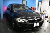 BMW 5シリーズ 523iﾂｰﾘﾝｸﾞ Mｽﾎﾟｰﾂ ﾊﾟﾉﾗﾏｻﾝﾙｰﾌ ﾊｲﾗｲﾝP 全席ﾋｰﾀｰ付ｷｬﾝﾍﾞﾗﾍﾞｰｼﾞｭﾚｻﾞｰ  追従ACC ｱﾀﾞﾌﾟﾃｨﾌﾞLEDﾍｯﾄﾞﾗｲﾄ ﾀｯﾁﾊﾟﾈﾙHDDﾅﾋﾞ 全周囲ｶﾒﾗ3Dﾋﾞｭｰ Pｱｼｽﾄ 衝突軽減ﾌﾞﾚｰｷ 車線変更&逸脱&歩行者警告 液晶ﾒｰﾀｰ  19AW 2年保証