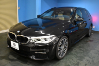 BMW 5シリーズ 523iﾂｰﾘﾝｸﾞ Mｽﾎﾟｰﾂ ﾊﾟﾉﾗﾏｻﾝﾙｰﾌ ﾊｲﾗｲﾝP 全席ﾋｰﾀｰ付ｷｬﾝﾍﾞﾗﾍﾞｰｼﾞｭﾚｻﾞｰ  追従ACC ｱﾀﾞﾌﾟﾃｨﾌﾞLEDﾍｯﾄﾞﾗｲﾄ ﾀｯﾁﾊﾟﾈﾙHDDﾅﾋﾞ 全周囲ｶﾒﾗ3Dﾋﾞｭｰ Pｱｼｽﾄ 衝突軽減ﾌﾞﾚｰｷ 車線変更&逸脱&歩行者警告 液晶ﾒｰﾀｰ  19AW 2年保証